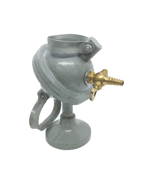 Magdeburg Halves Balls